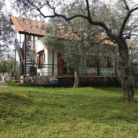 Smaro's House *